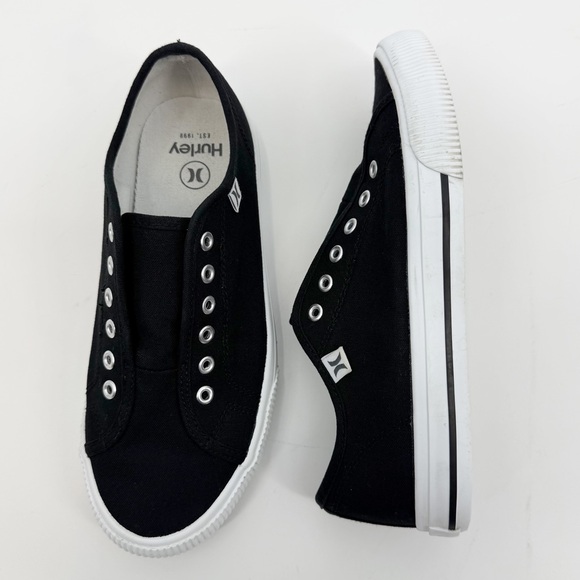 Hurley Shoes - Hurley Chloe Black Slip On Sneakers | Size 6.5 | Canvas Skater Shoes